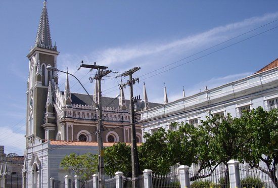 Pequeno Grande Church